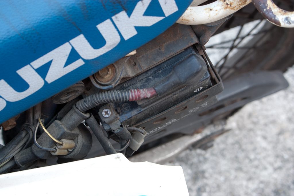 suzuki dr250shc アーシングヘルパー 取り付け