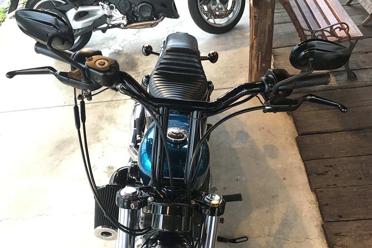 XL1200X ハンドル