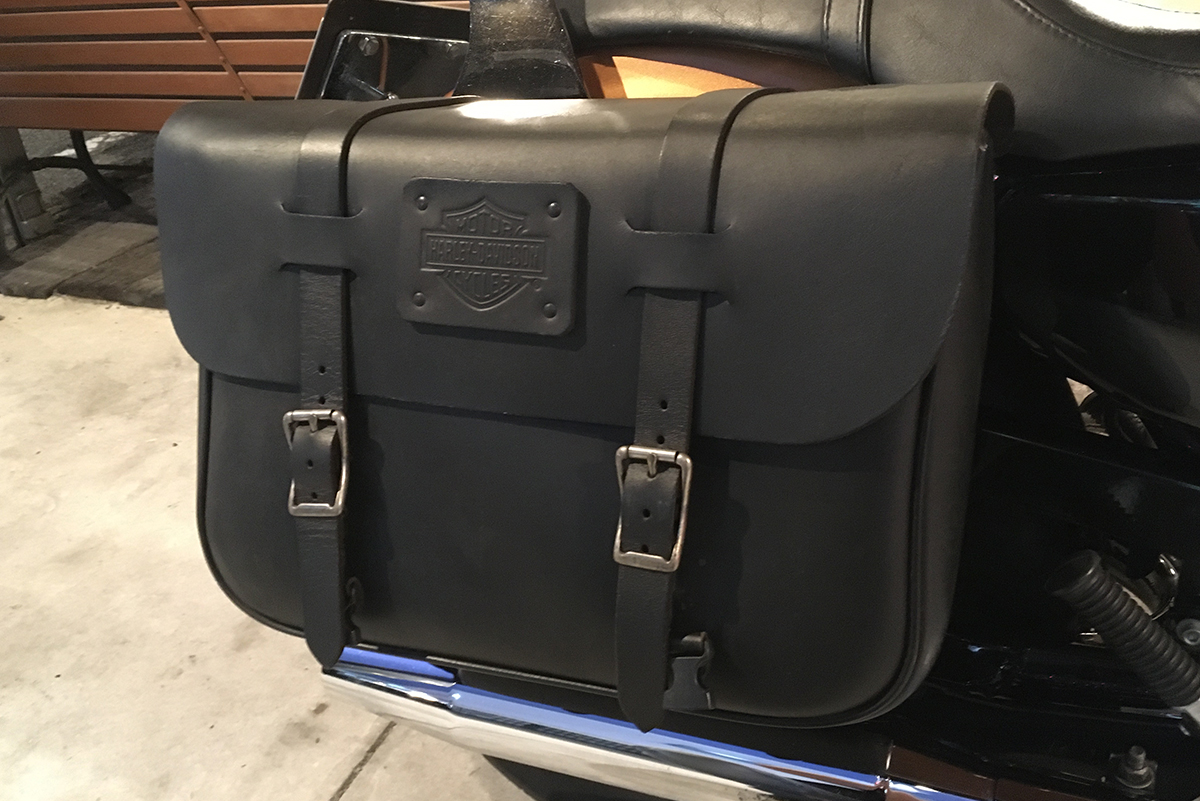 XL1200C サドルバッグ