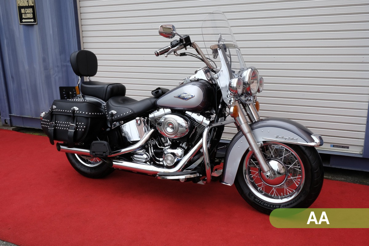 2014年モデルFLSTC Heritage Softail Classic車両本体価格:149万円（税込） 走行距離:16,744km |  寺田モータース